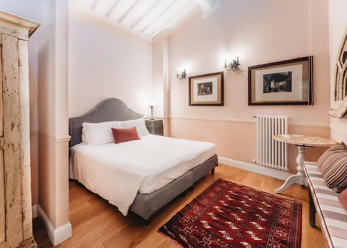 La Croce D\'Oro Santa Croce Suite Apartments